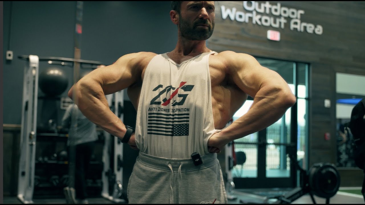 Ridiculous Physique Offends Gym Patrons
