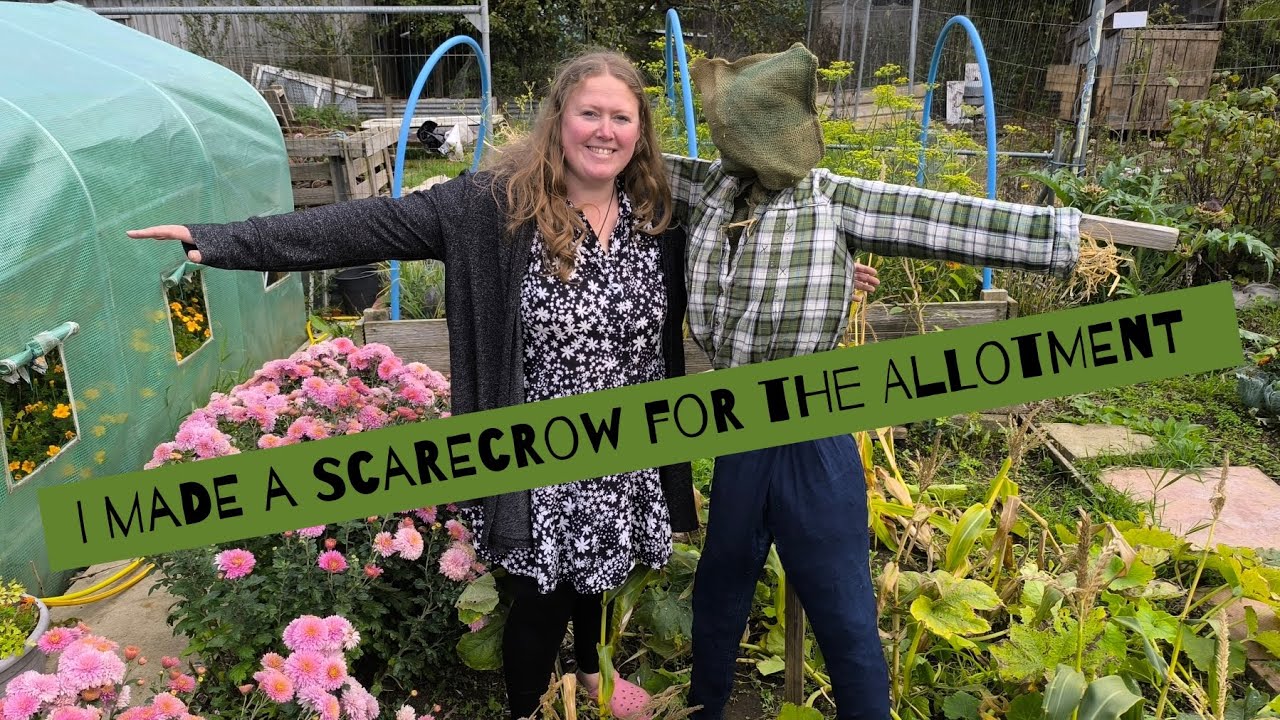 I Made a Scarecrow for the Allotment - Easy DIY from Scrap! #scarecrows 