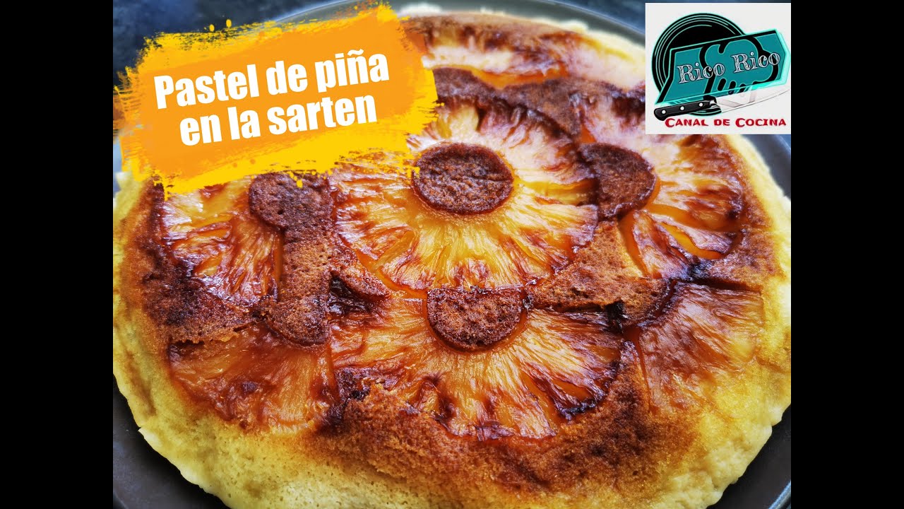 Pastel de piña en la sarten