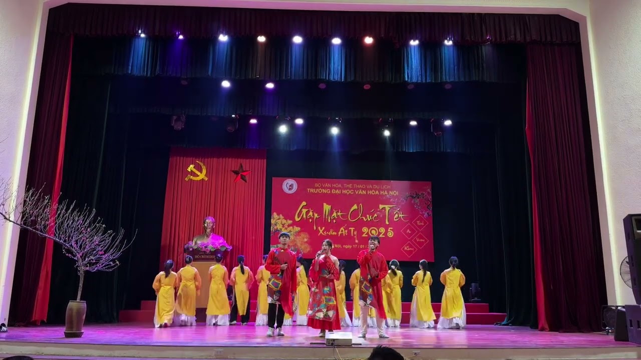 Tết ơi tết à