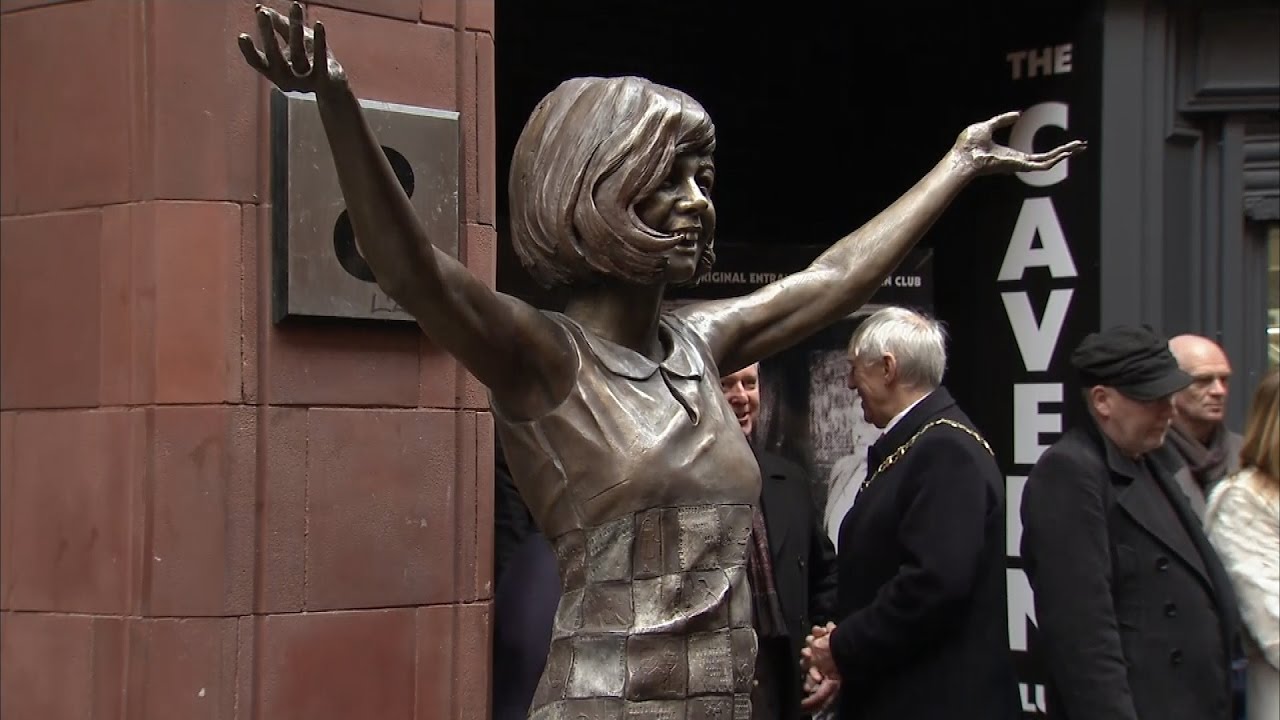 Cilla Black statue unveiled in Liverpool