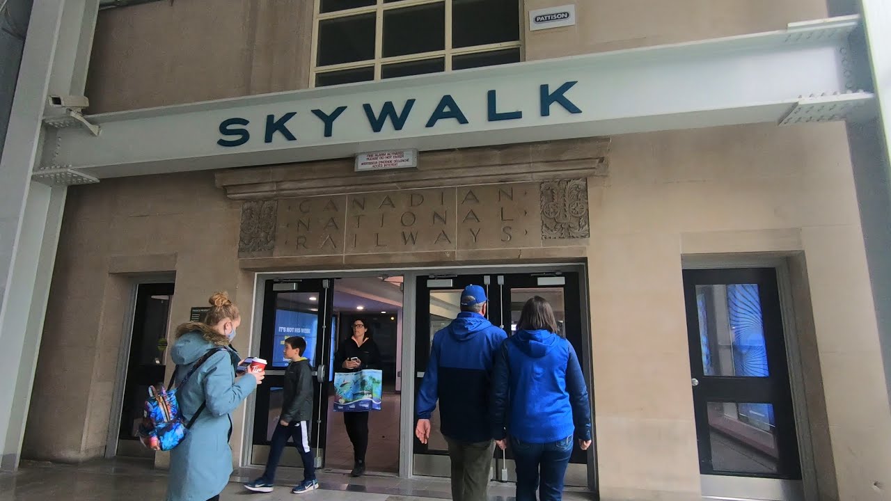 [4K] 🇨🇦 Union Station to Rogers Centre Walking Tour along Sky Walk | Toronto Walk | Ontario Canada