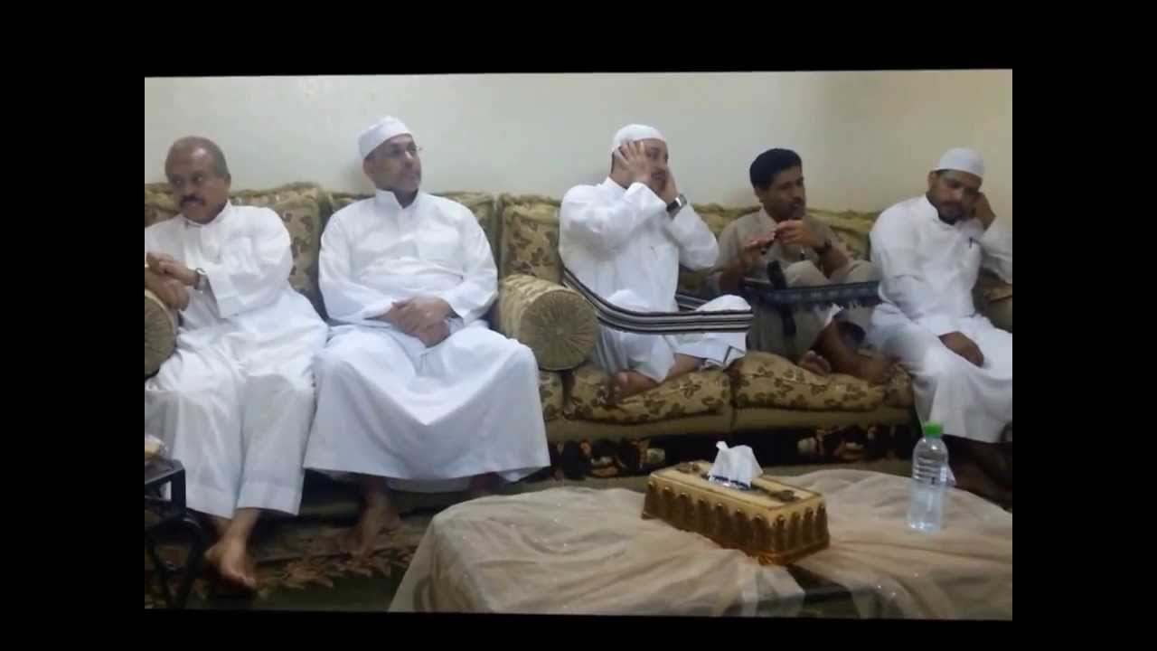 الصوت الاول من سمرة بافقيه غناء الفنان محمد دقيل