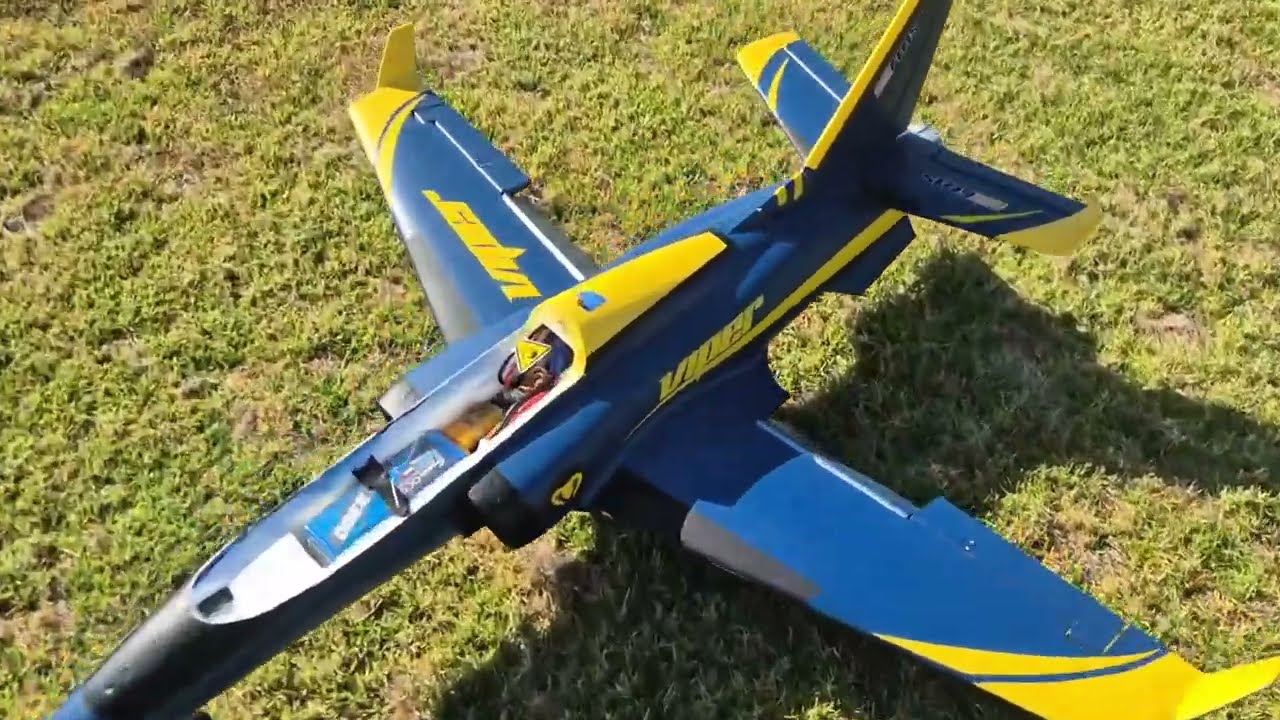 RC FMS 'Viper' 6S EDF Jet Pilot Ejects on Landing: Flight Five