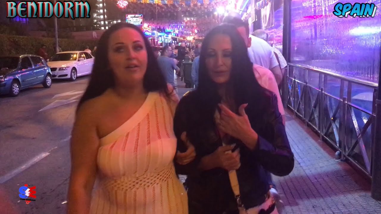 Benidorm English street Festival weekend Night #benidorm #subscribe ✌️✌️