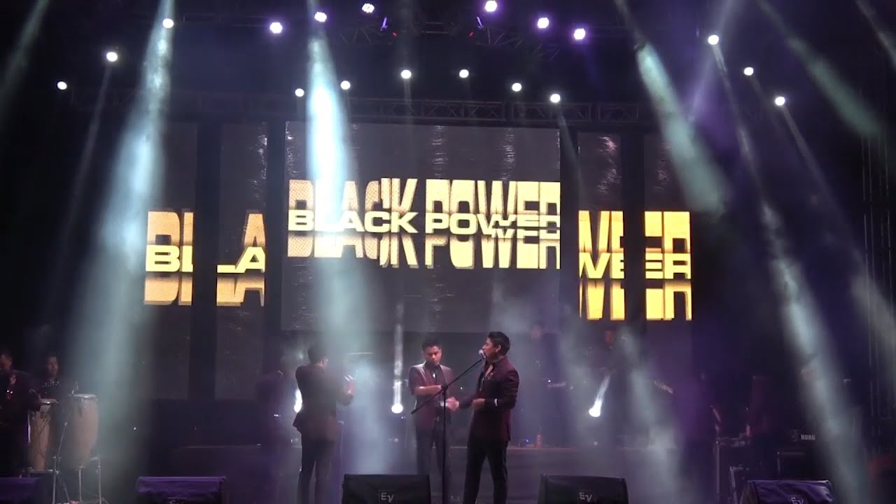 😱😱 Cae Del Escenario Integrante De  Grupo Black Power😱😱 ( 2018)
