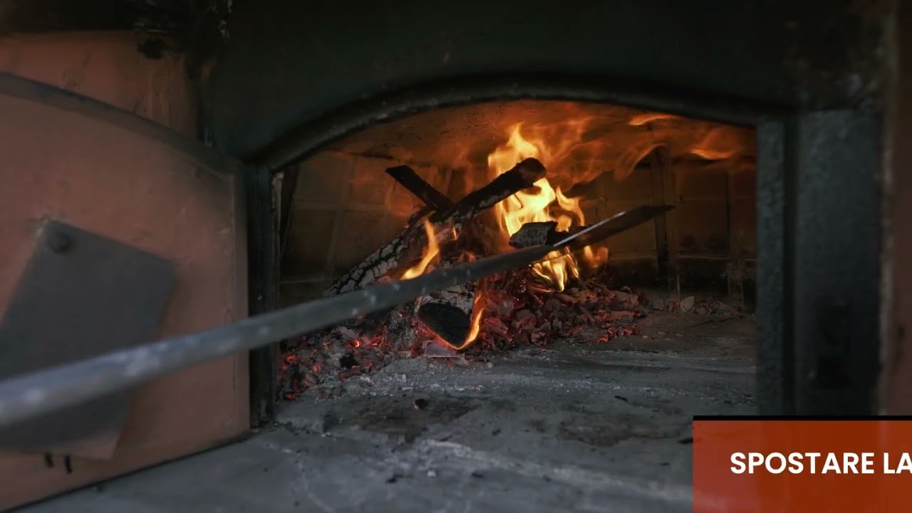 come si accende il forno a legna