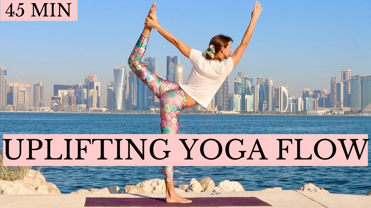 45 min Vinyasa Yoga Flow for Full Body Strength and Flexibility