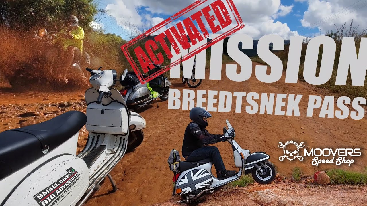 Riding our small Bikes up Breedtsnek Pass