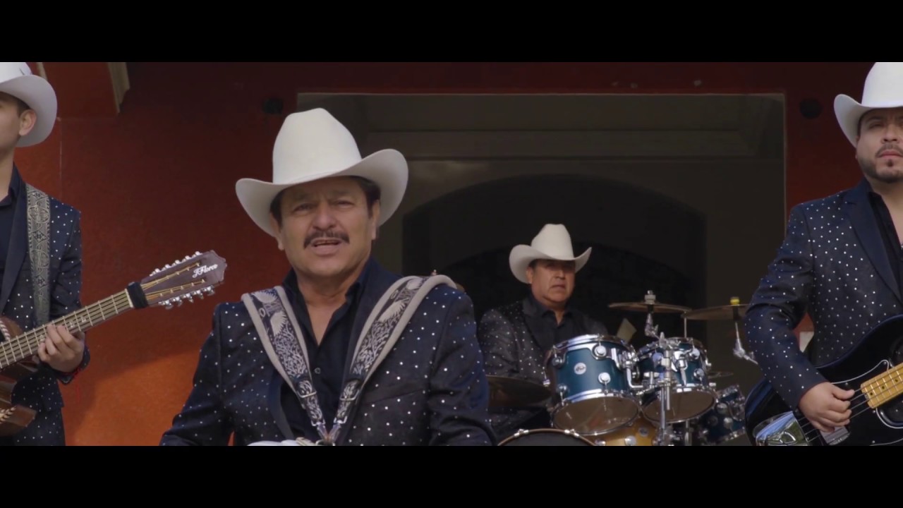 Los Invasores de Nuevo León - No Me Arrepiento De Nada (Video Oficial)