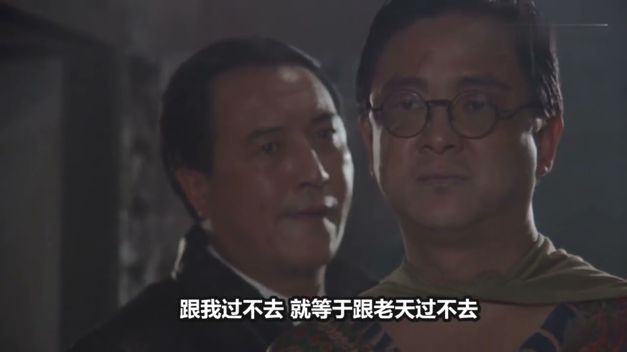 《火燒島》：黑幫老大毆打警察，反手扔給他50萬，只為進監獄殺仇人