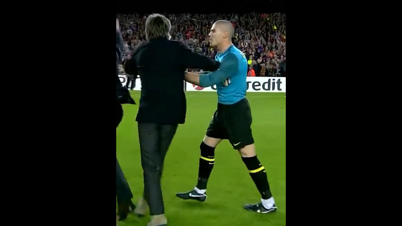 Victor Valdes Rare Moments 😈