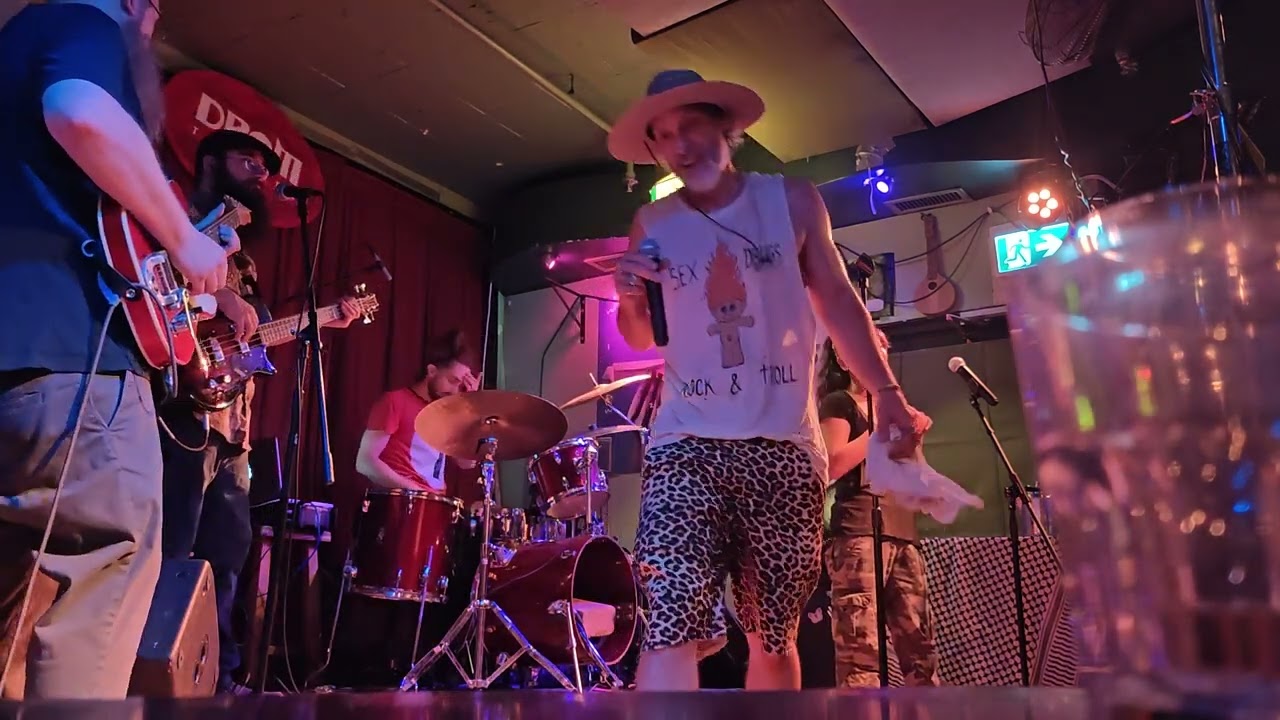 2024-07-11 That Handsome Devil live in Toronto @ Drom Taberna