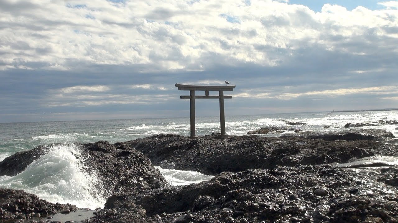 「激しい波・大波の音」癒しの自然音【勉強・睡眠・作業用BGM】