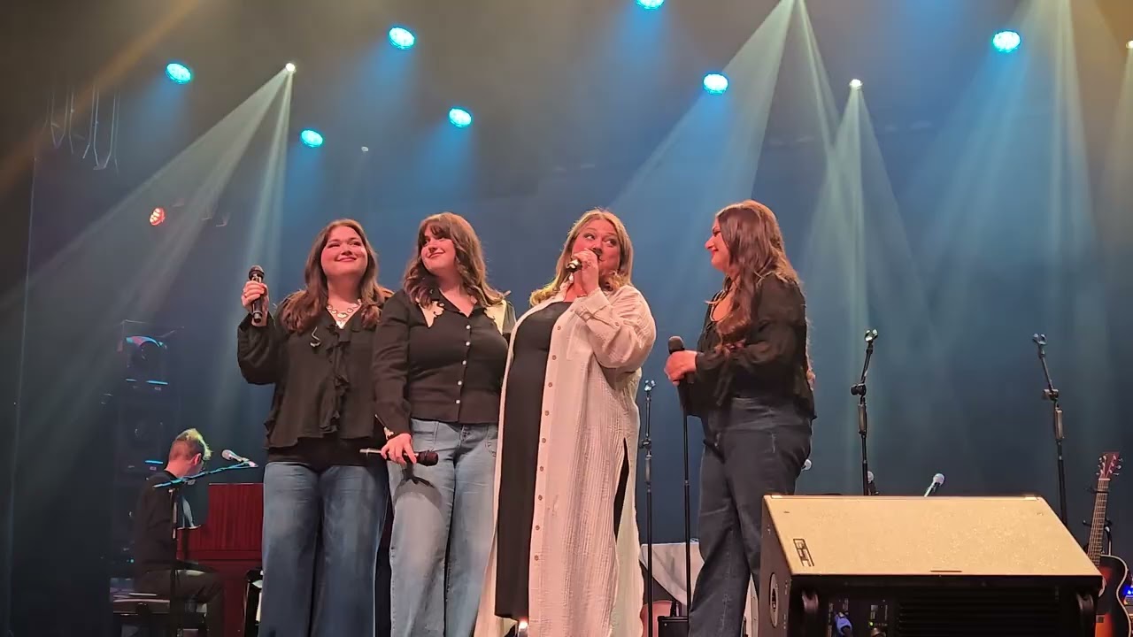 Kelly Crabb and The Bowling Sisters                                      Don't You Wanna Go