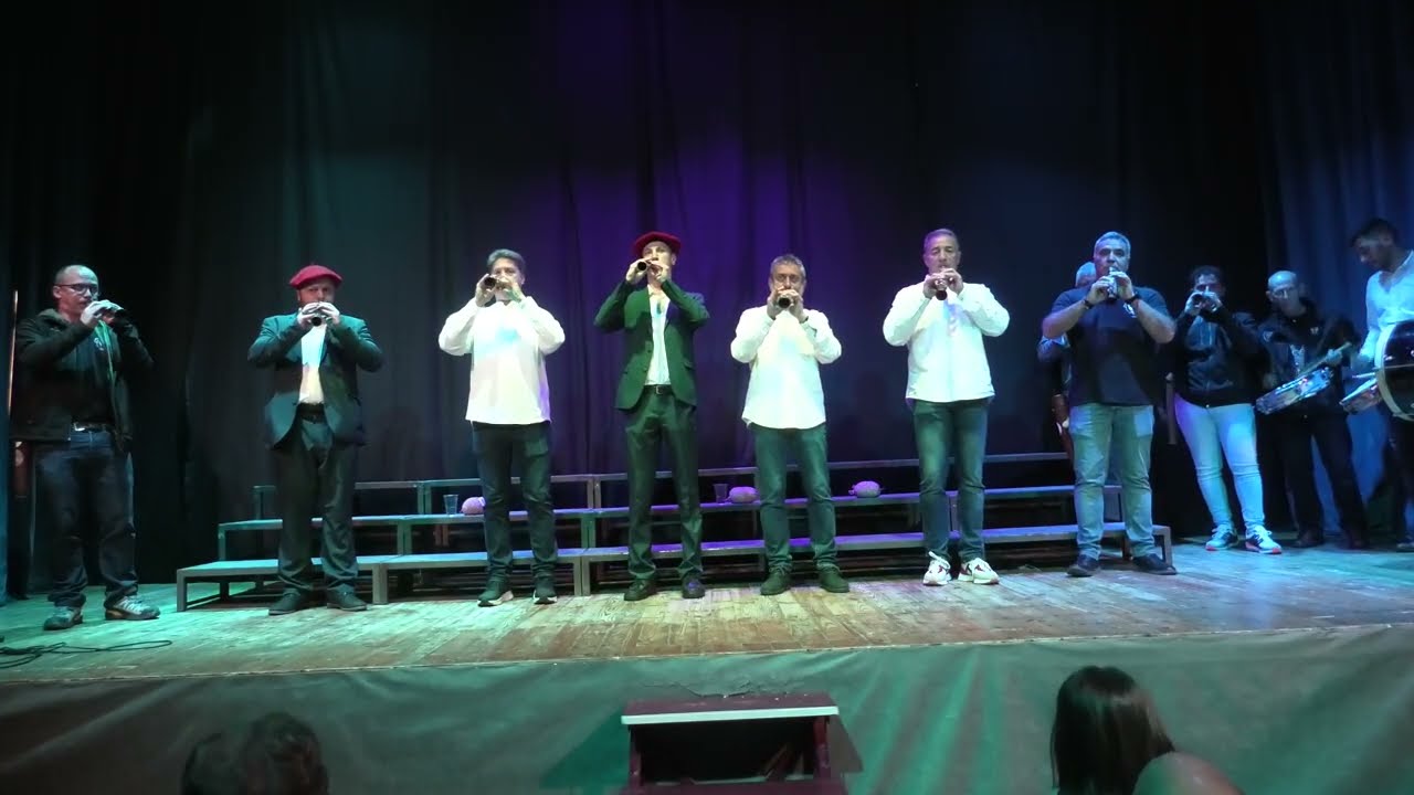 Xll Certamen de Folklore 