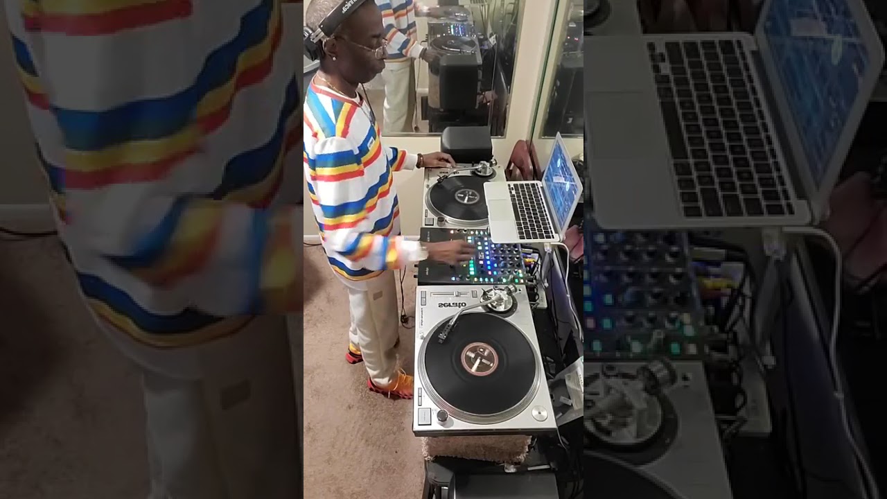 Chicago House Music a 33 1/3 production..LET'S GO!!!