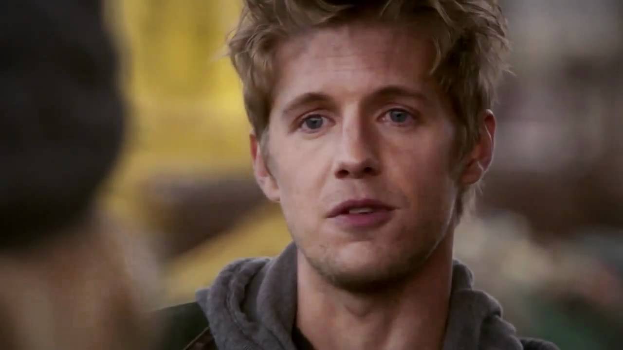 Dan and Marti - 1x11 - Scene 2