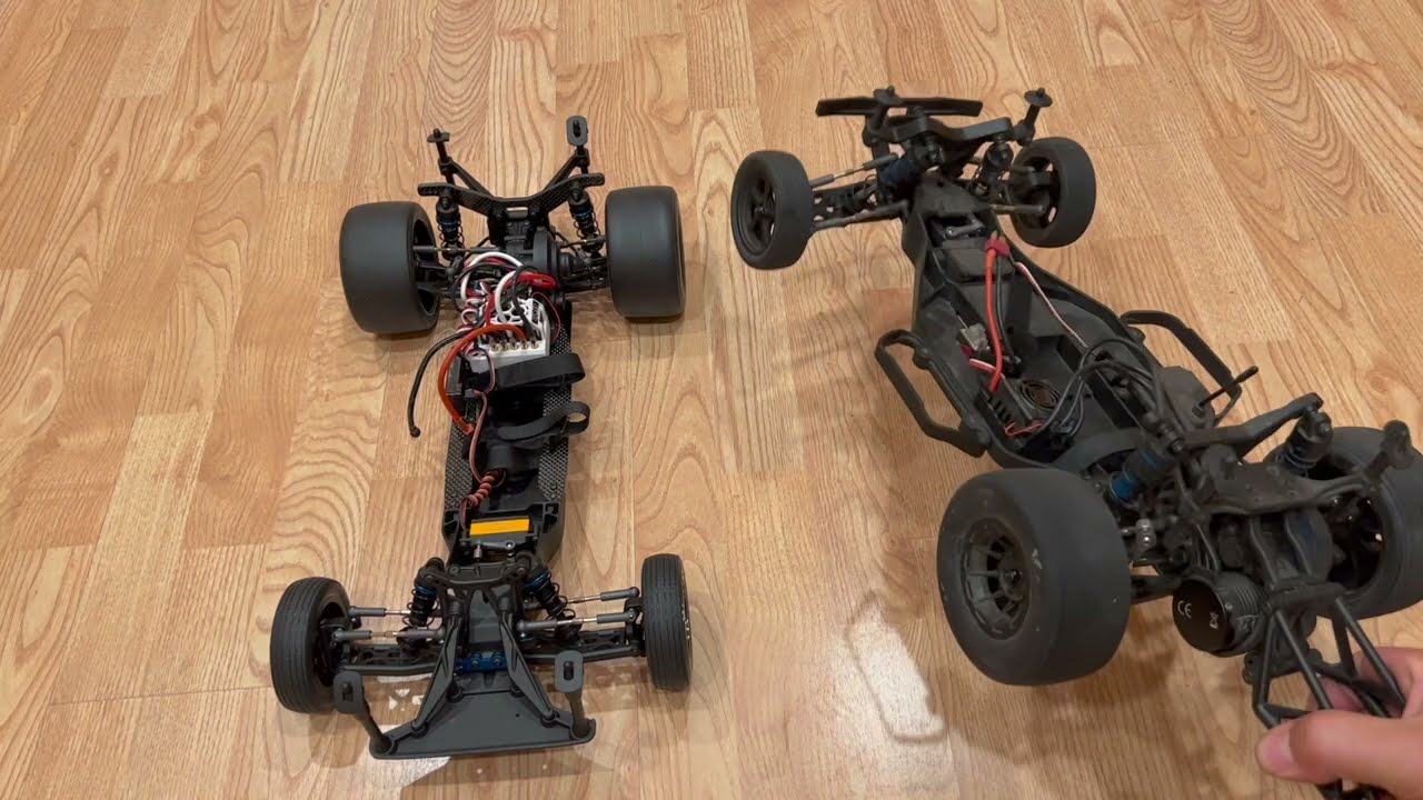 Team Associated DR10M first thoughts tips weight and step by step build brief side-by-side with DR10
