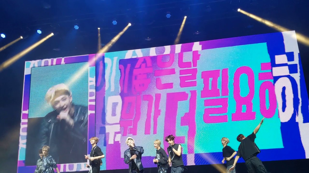 20190517 - Stray Kids in LA - Awkward Silence, Get Cool, YAYAYA