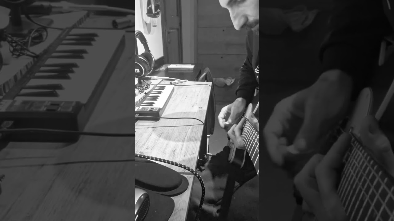 Having fun - Guitar and Electric Piano improvising 