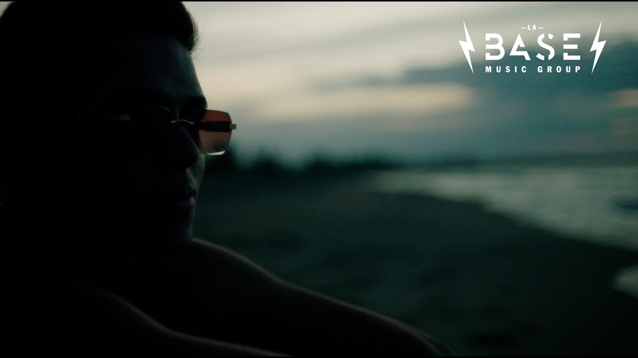 Chris Andrew - A Tu Nombre (Official Video)