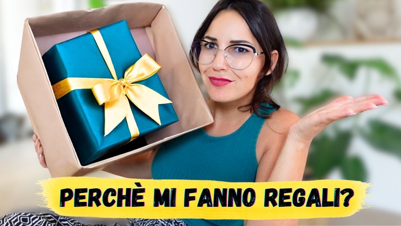 PERCHE' GLI YOUTUBERS RICEVONO REGALI! Vi dico la verità!