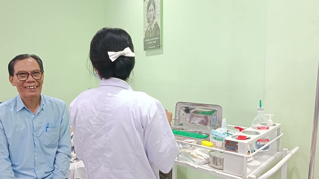 Praktik Pemasangan Kateter Urine