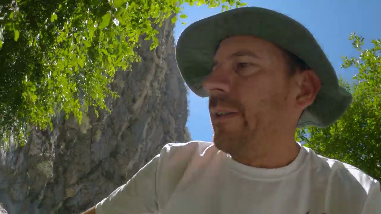 Easy prospecting - East Fork San Gabriel river