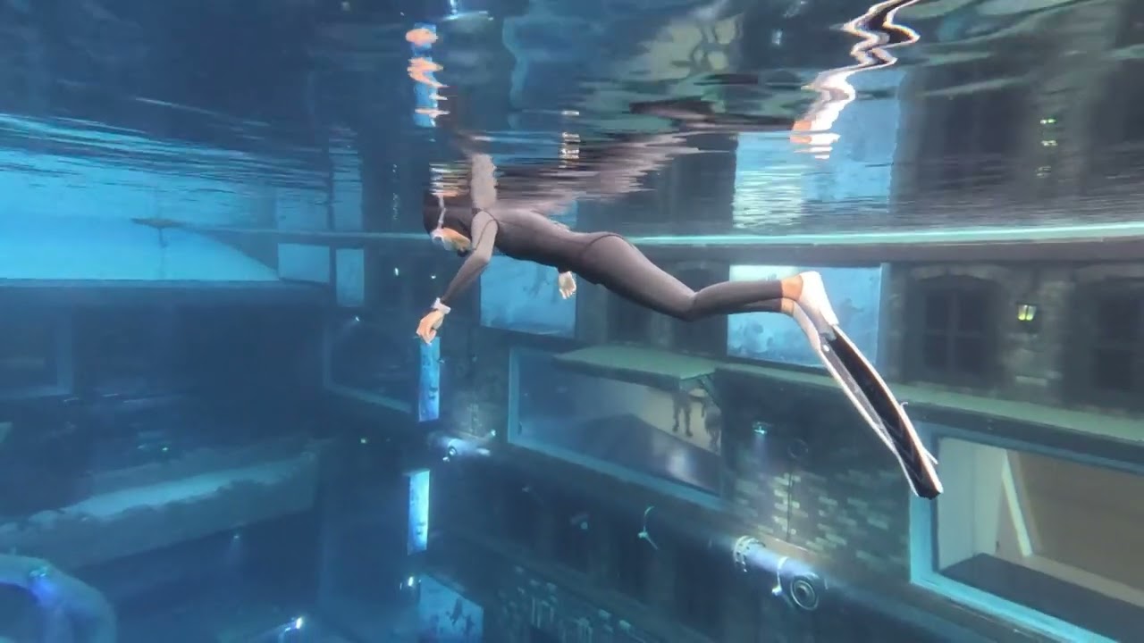 Freediving in DeepDiveDubai