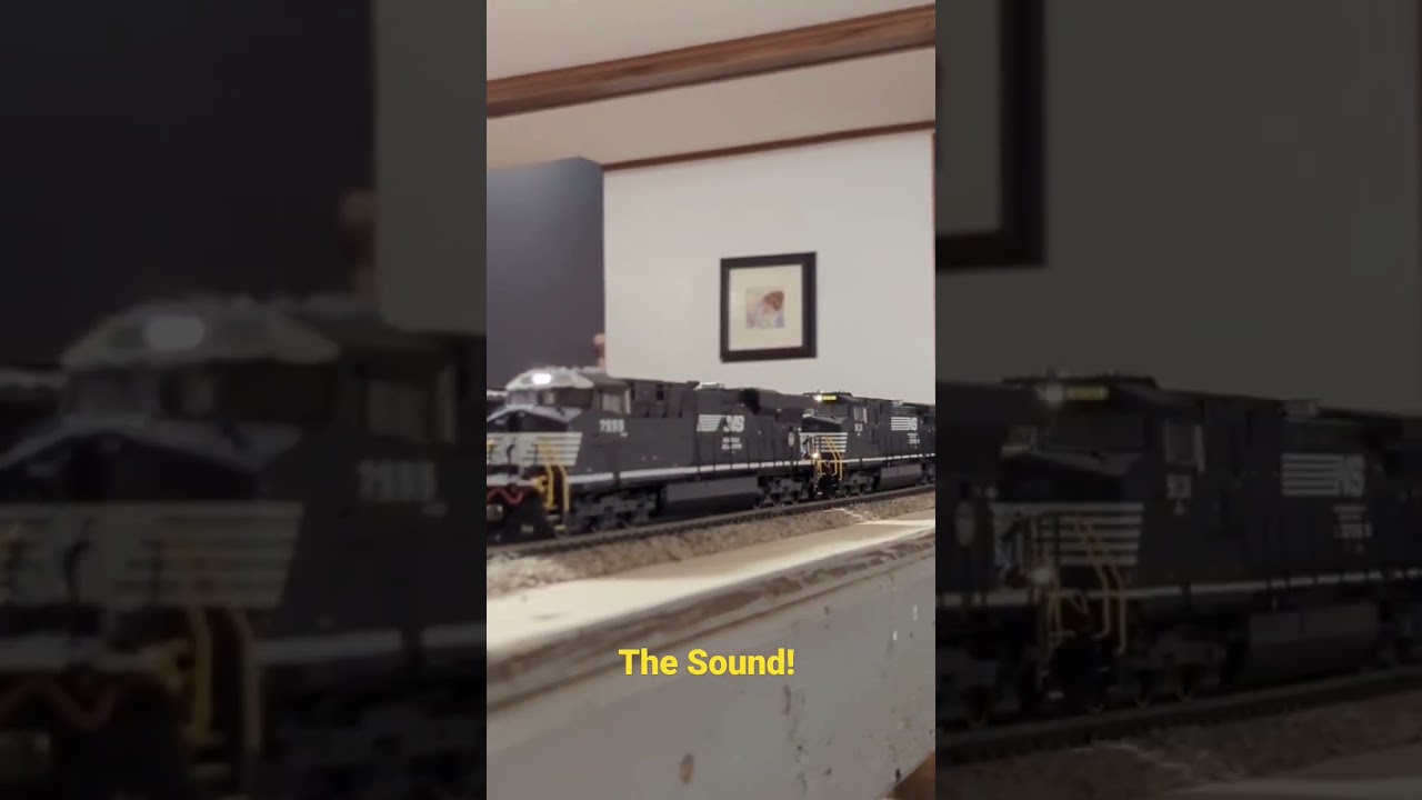 That Sound!! Genesis ES44 and Dash 9 DCC & Sound #trains #hoscale