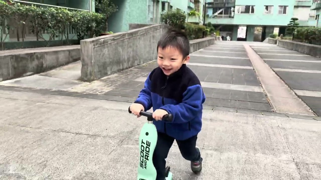 滑板車小飆仔 中興文化園區 雪山村