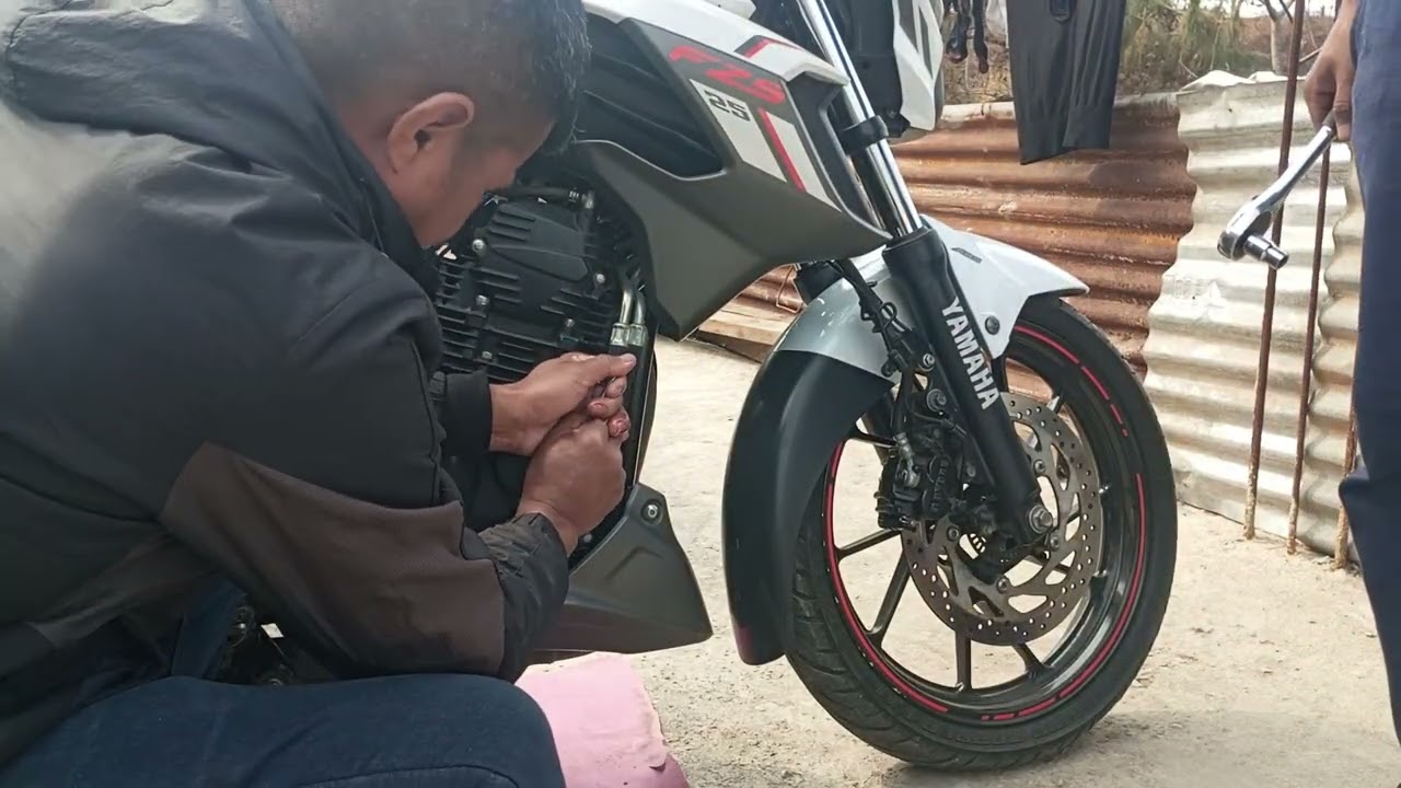 Pyrshang Kylliang engine Oil Hi Noh|| How to change  engine oil(FZS250)