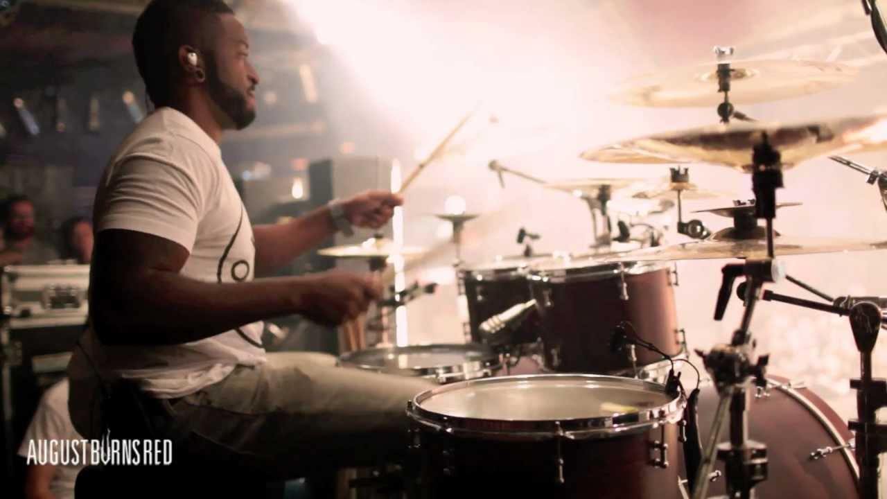 August Burns Red - White Washed (ft. Loniel Robinson) (Live) (HD)