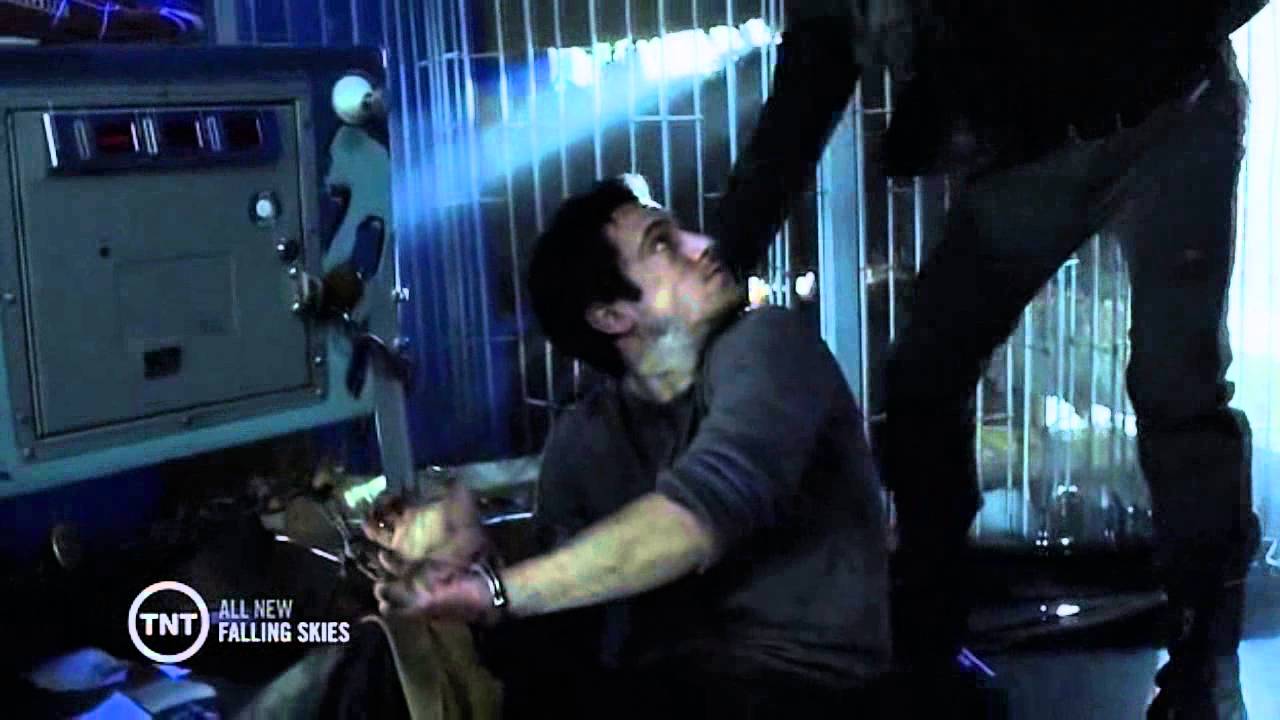 Falling Skies - We Might Fall