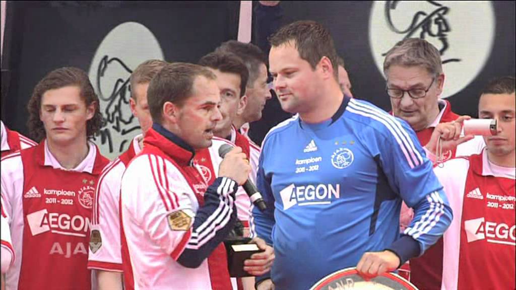 Verhoeven stilt honger fans