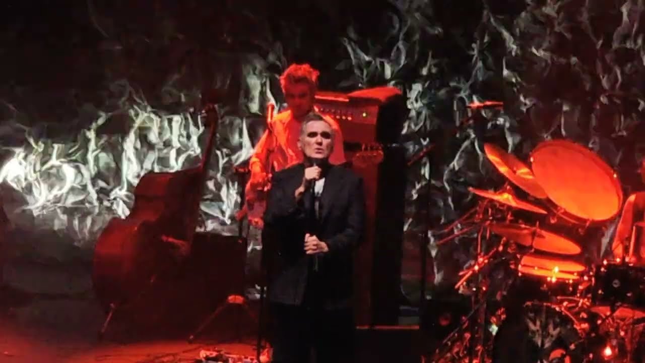MORRISSEY live at TROXY - I