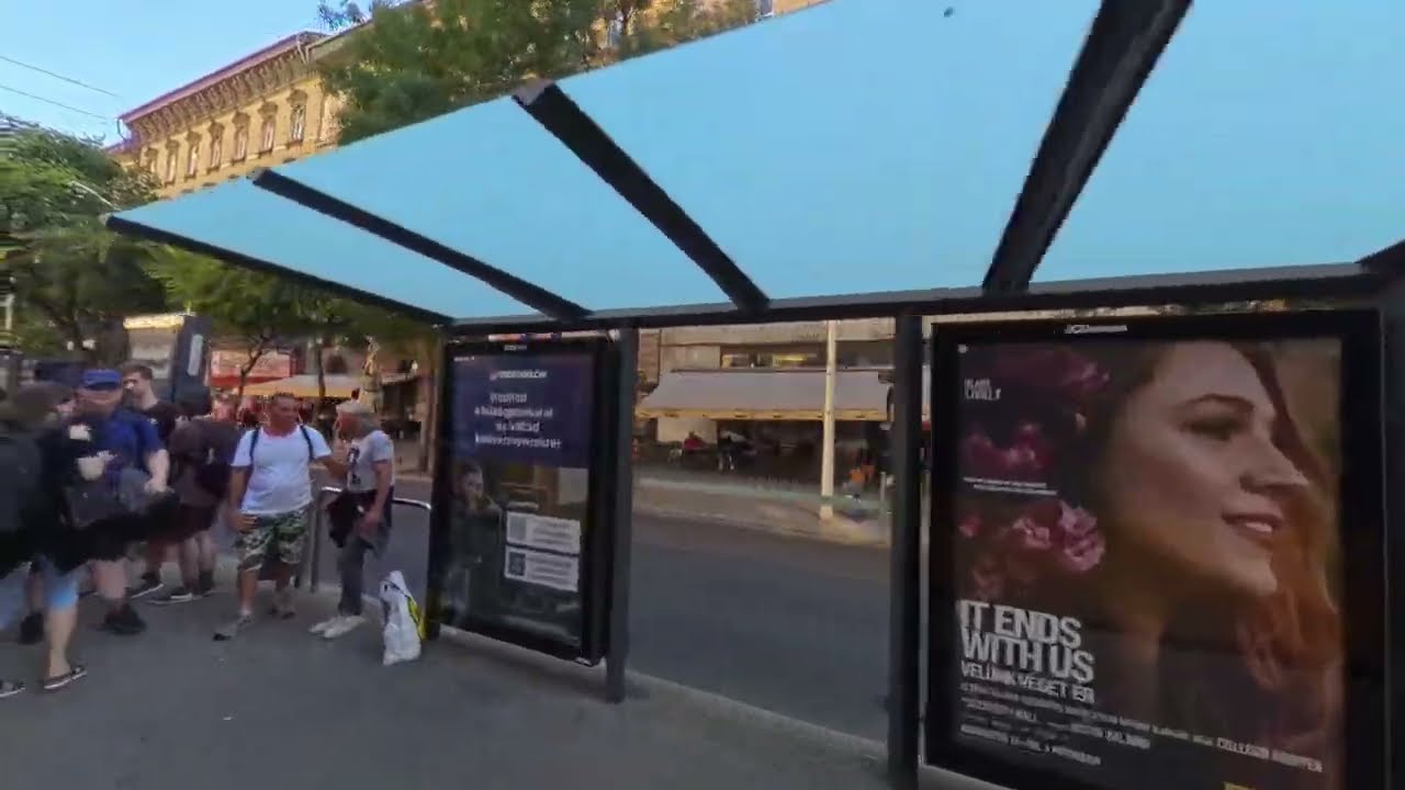 Budapest Tram 4 Journey: From Széll Kálmán Square to Újbuda Center