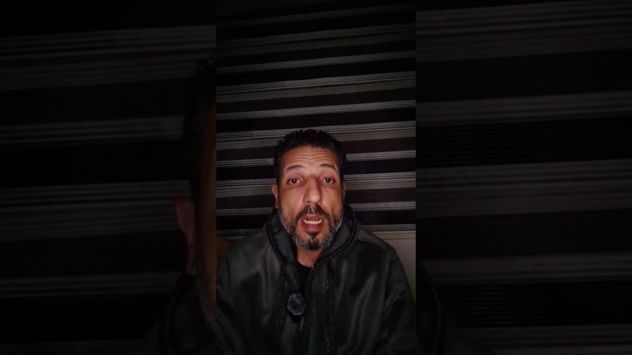 كلام بالصميم/في ناس قويه قدام الكل وتعبانه لحالها 