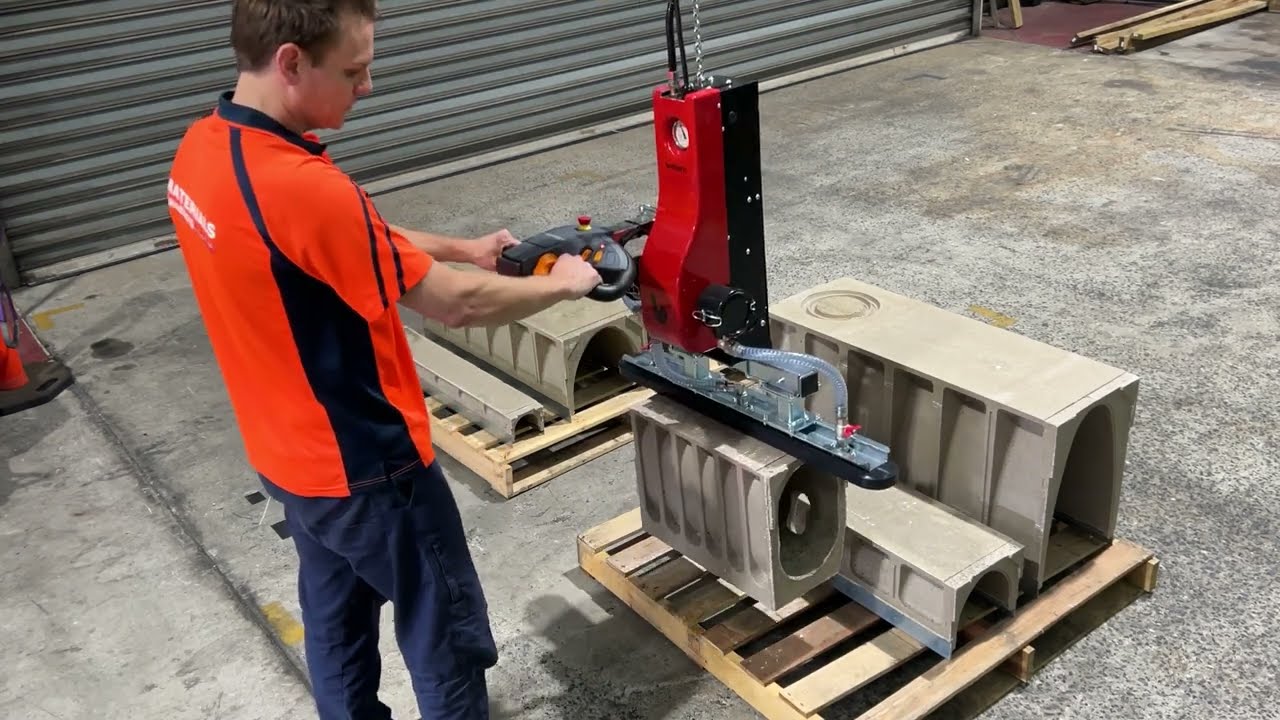 Vacuum lifter handling polycrete drain moulds