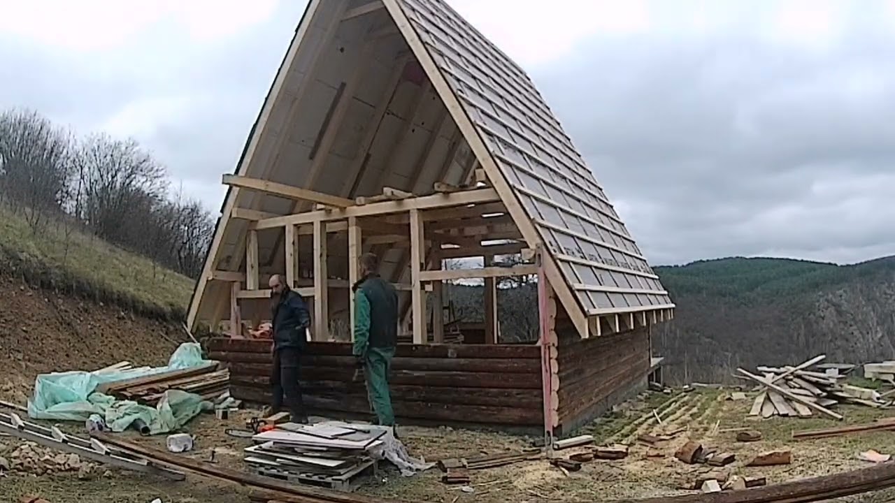 Kako smo gradili nasu prvu brvnaru - Najlepsi deo izgradnje, postavljanje brvana