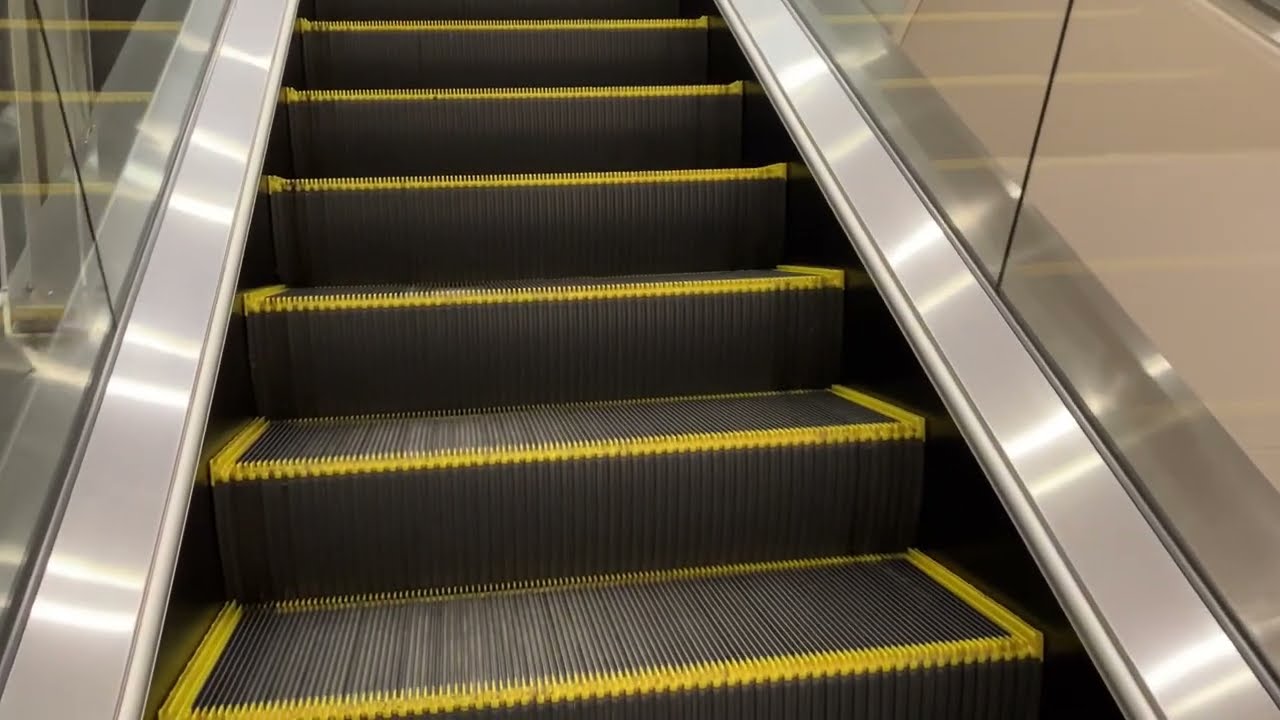 6Xエスカレーター　東京スカイツリータウン3/4  東京ソラマチ前編 escalator Tokyo Skytree　Soramachi shopping mall Tokyo Japan