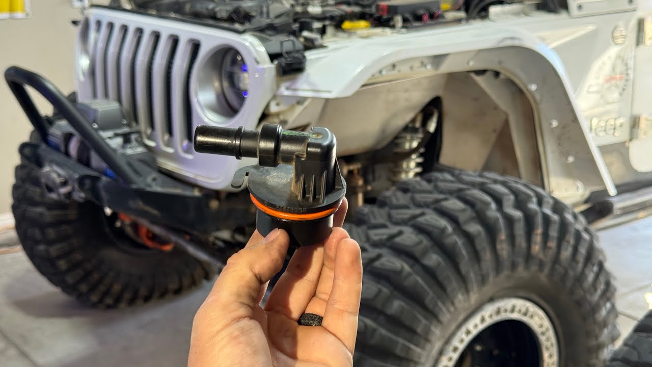 Si tu Wrangler JL o Gladiador Suelta Humo Cambia esto | Valvula PCV