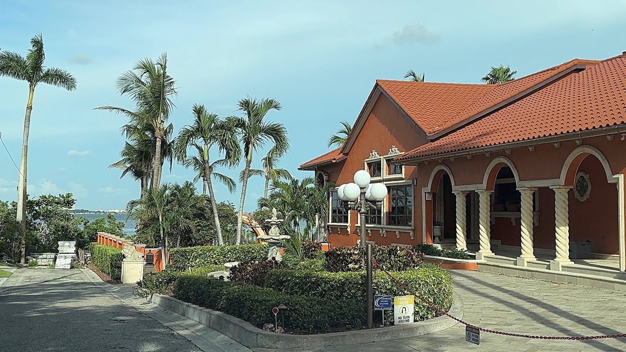 Palma Sola, Florida 2025