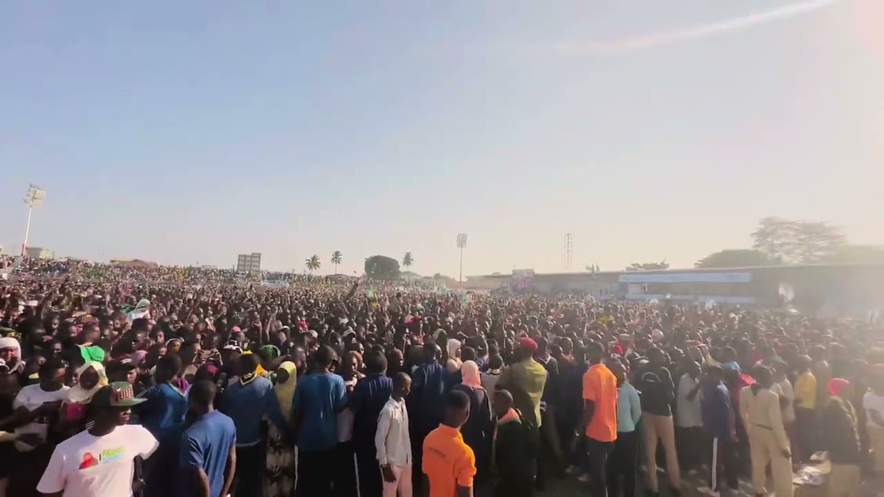 BAROBARO ALIVYO WARUSHA WANA TANGA MBELE YA MAMA SAMIA