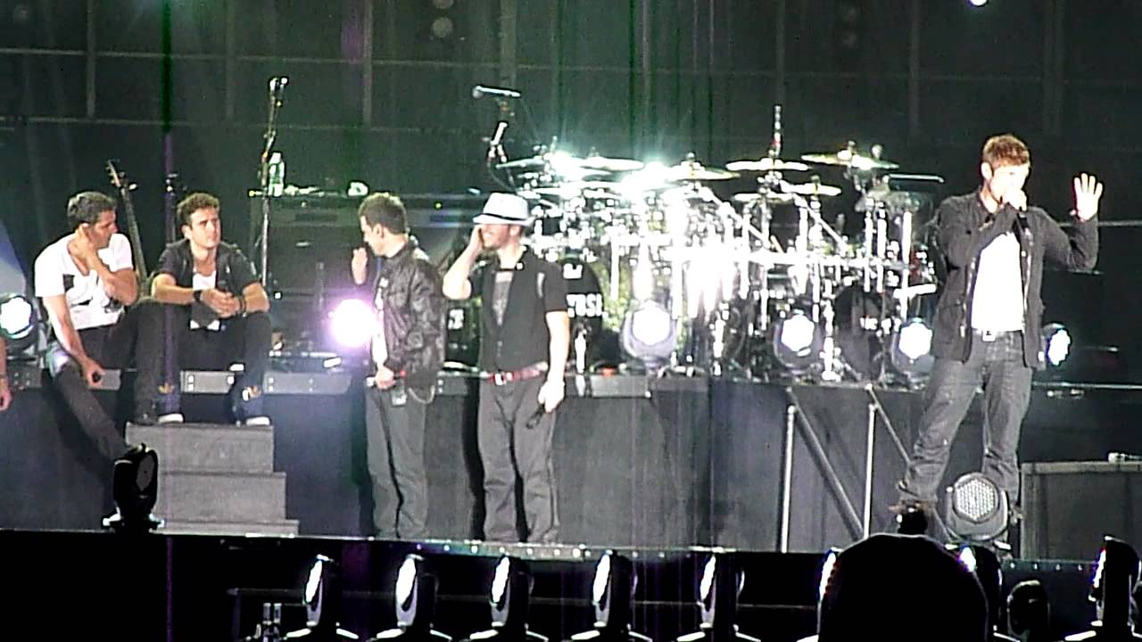 NKOTBSB Hershey July 30 #14 - BSB Talking to Audience & Intros