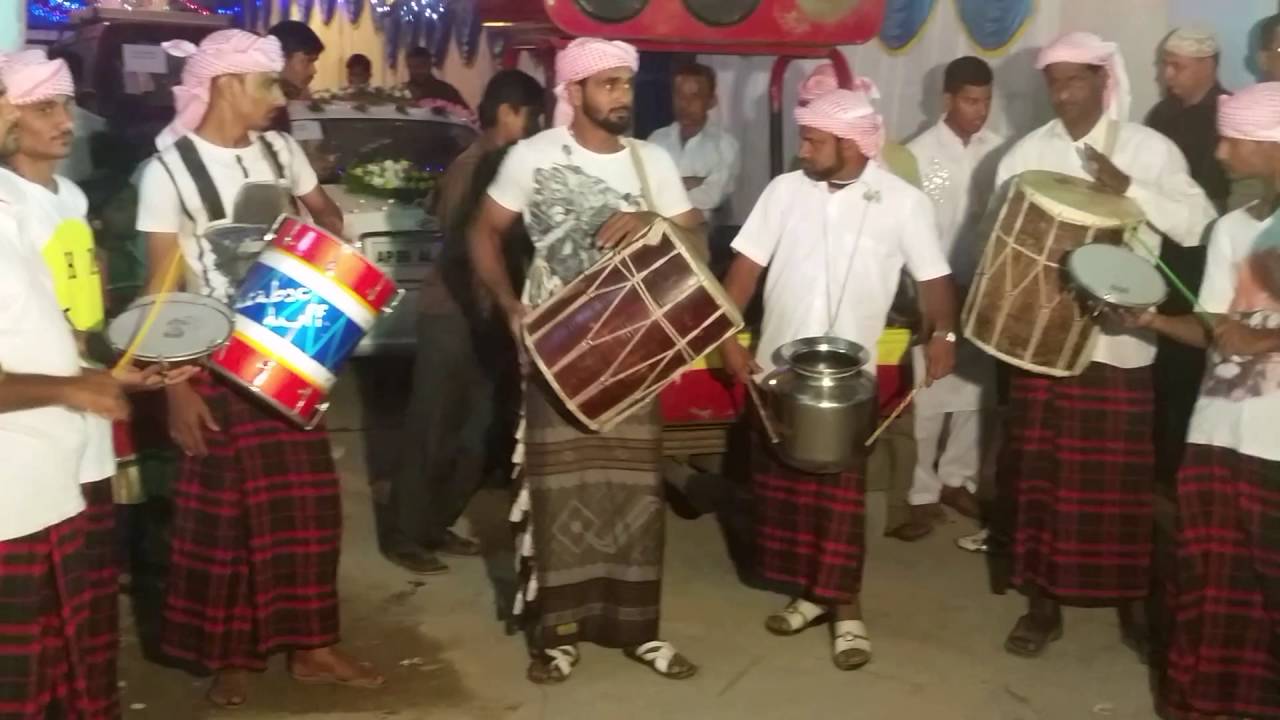 Jabri marfa 9885938559 
Saulah baras ki bali umar ko salam old song