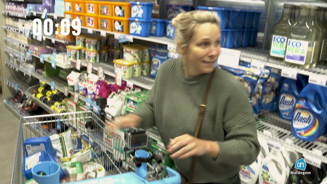 Caroline won 1 minuut gratis shoppen in Albert Heijn Maldegem