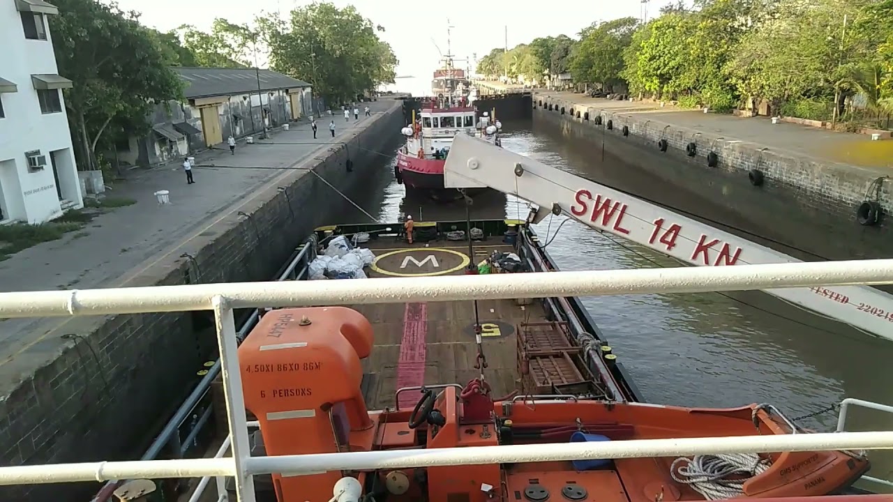 Approach to Indira Dock Mumbai