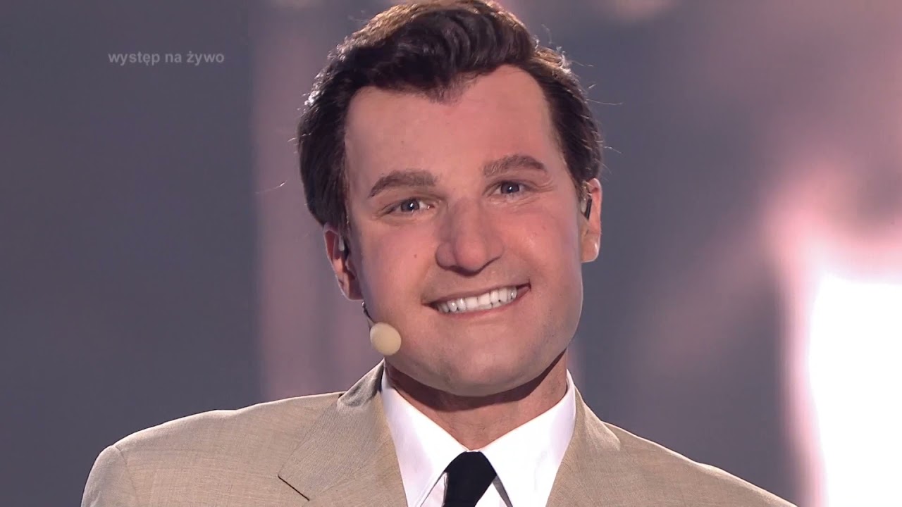 Tomek Ciachorowski jako Neil Sedaka - Twoja Twarz Brzmi Znajomo
